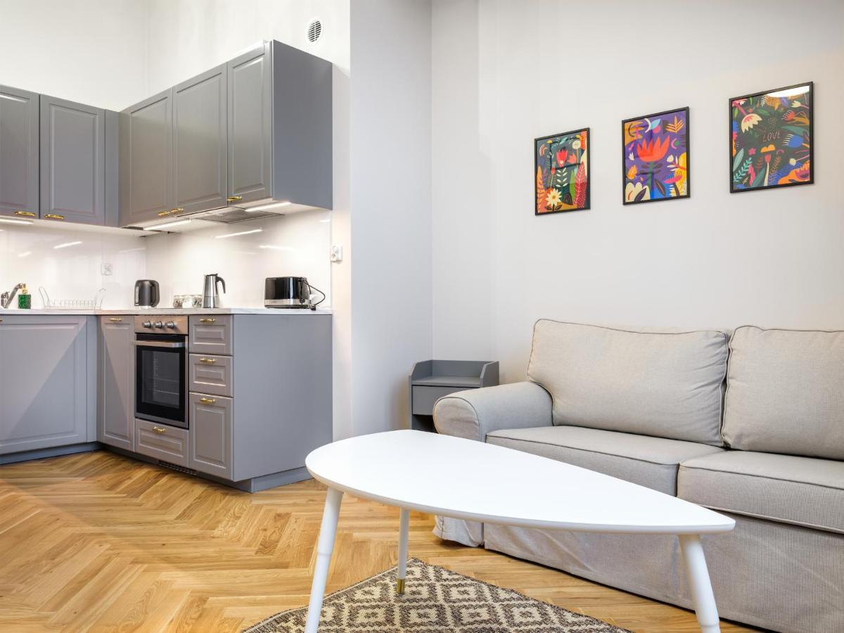 Tyzenhauz Rakowicka Street Apartment *