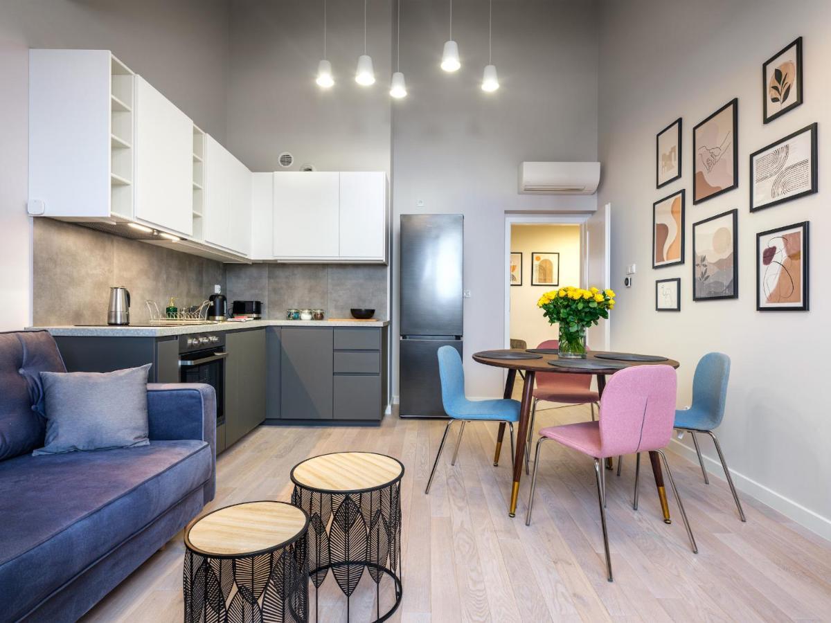 Tyzenhauz Rakowicka Street Apartment
